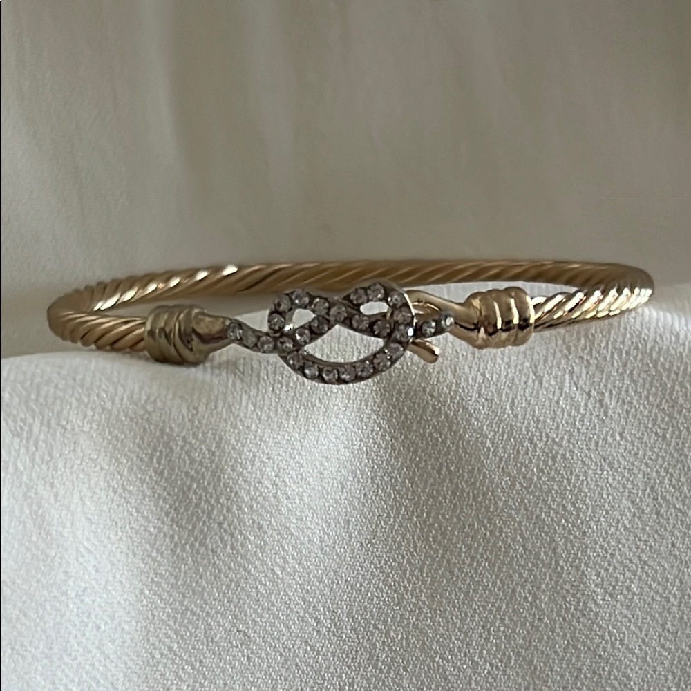 Twisted Pretzel Gold Bracelet - Picture 3 of 4